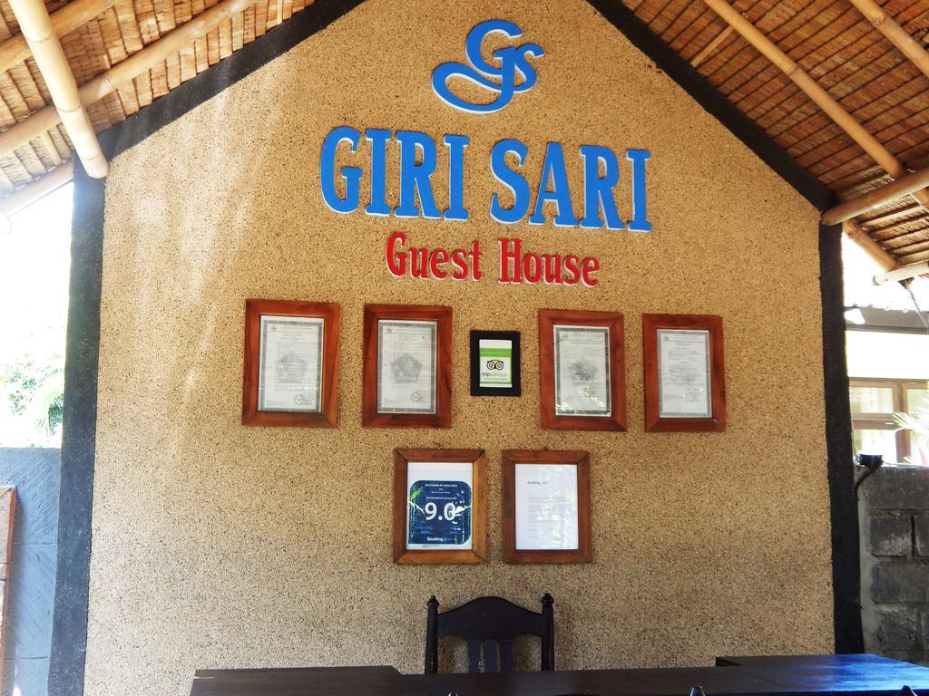 Giri Sari Guest House 페무테란 외부 사진