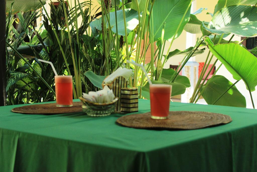 Giri Sari Guest House 페무테란 외부 사진