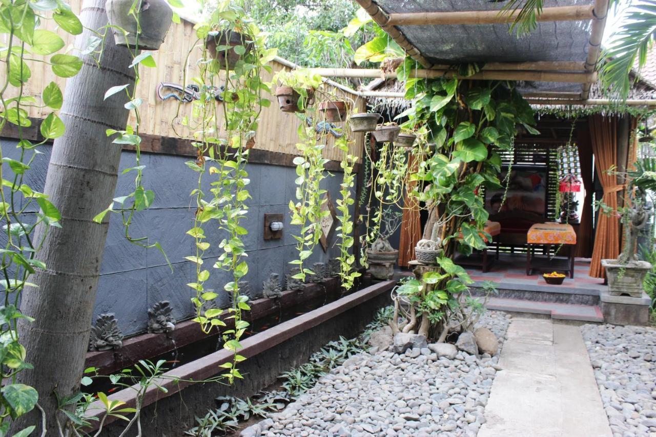 Giri Sari Guest House 페무테란 외부 사진